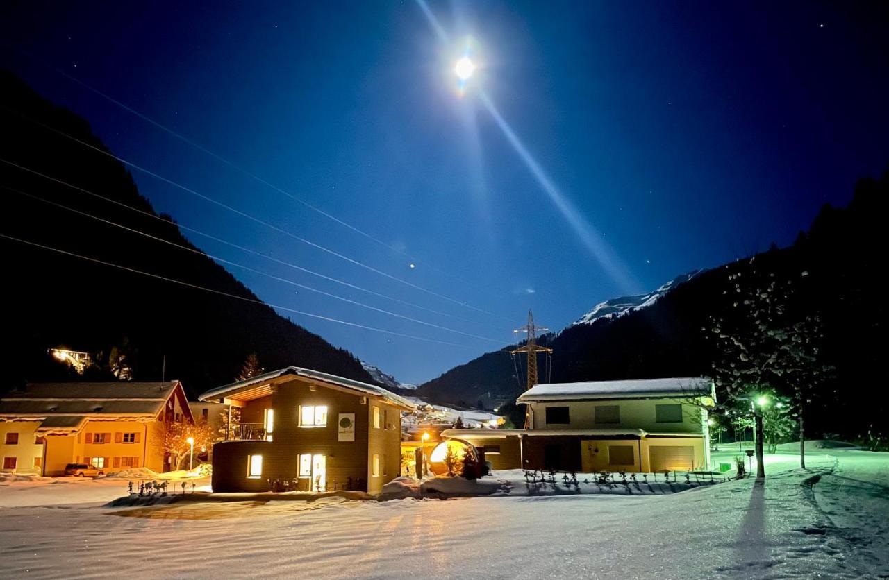 Woodpecker Chalets Klosterle am Arlberg Exteriör bild